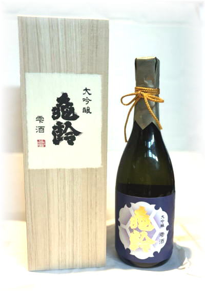 亀齢 大吟醸 雫酒木箱入り (720ml)